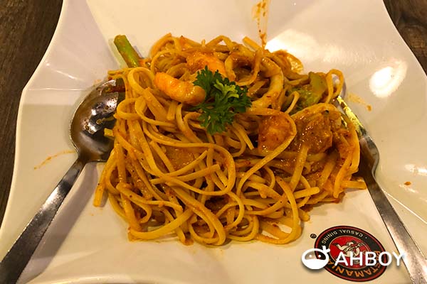 Pastamania - Thai Red Curry Seafood Pasta