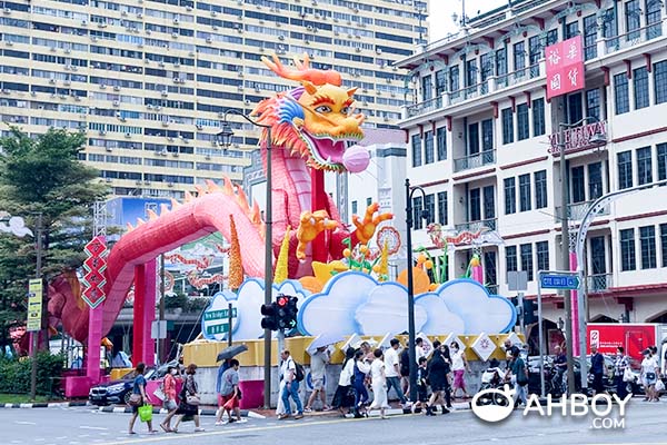 Chinatown CNY 2024 - Giant dragon sculptures along New Bridge Road & Eu Tong Sen Street