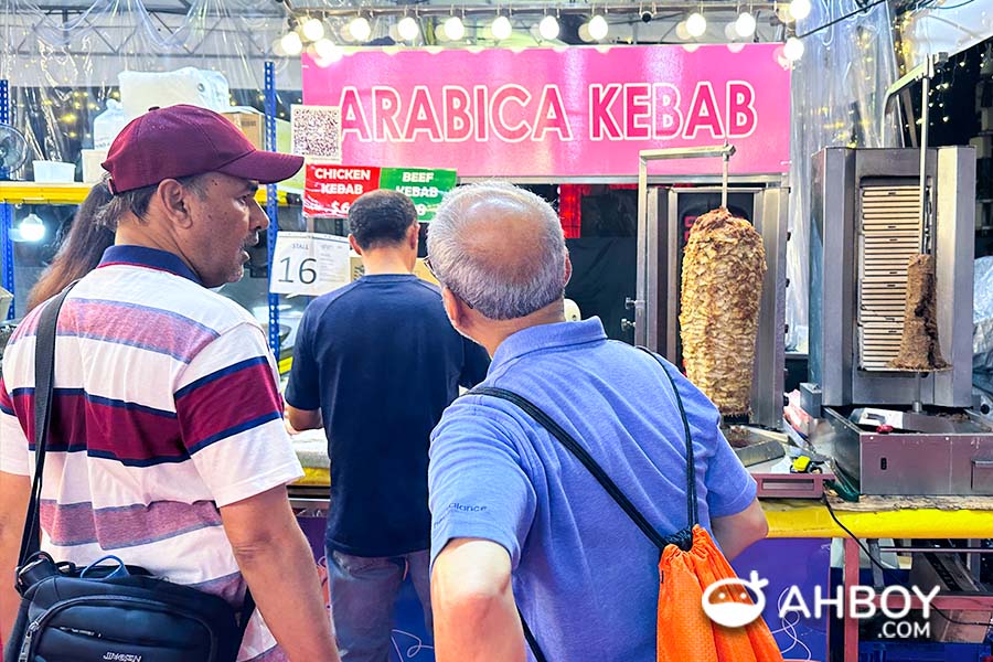 Places to visit in Singapore - Pasar Malam - Explore Singapore's roving night markets for delicious local snacks and treats