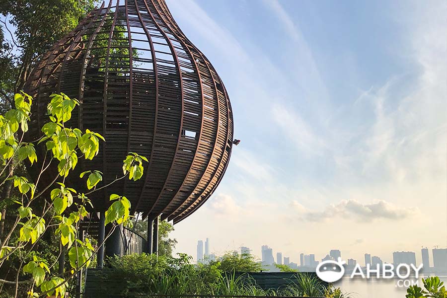 Places to visit in Singapore - Sungai Buloh Wetland Reserve - Elevated pods overlooking Johor Bahru, Malaysia